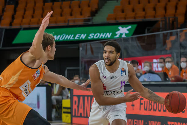 尤其是在 尤其是在