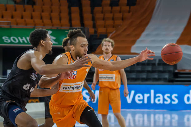 迈尼昂等 迈尼昂等