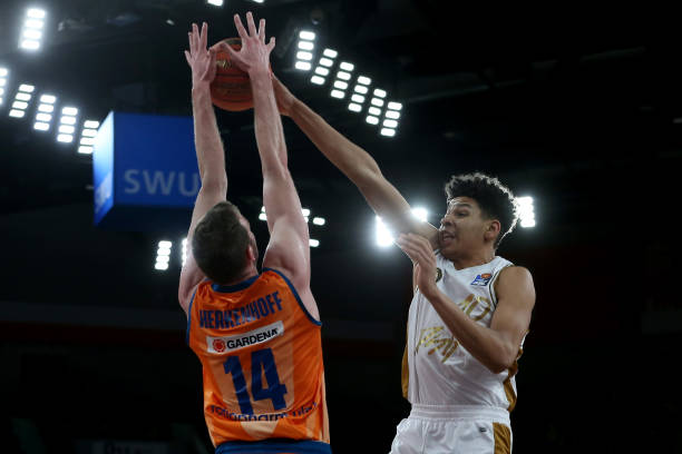 速推进攻势 速推进攻势