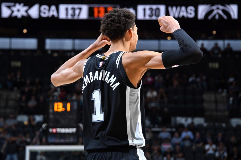 支顶级俱乐 支顶级俱乐