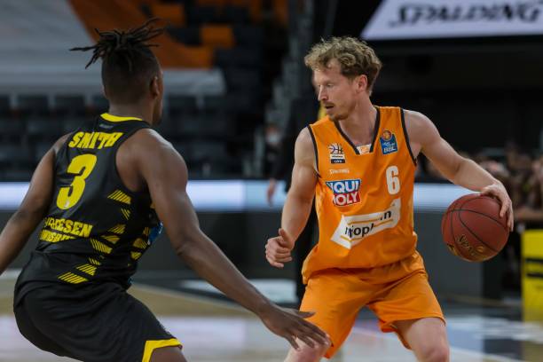 人自强不息 人自强不息